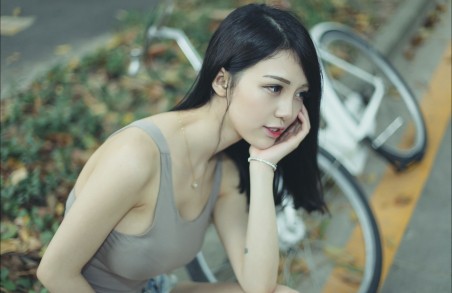 海南一条线化妆品有限公司2